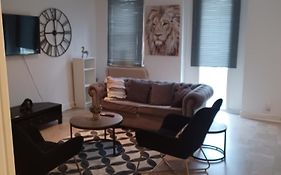 Q Flat Skyview Central Bradford